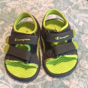 Kids sandals